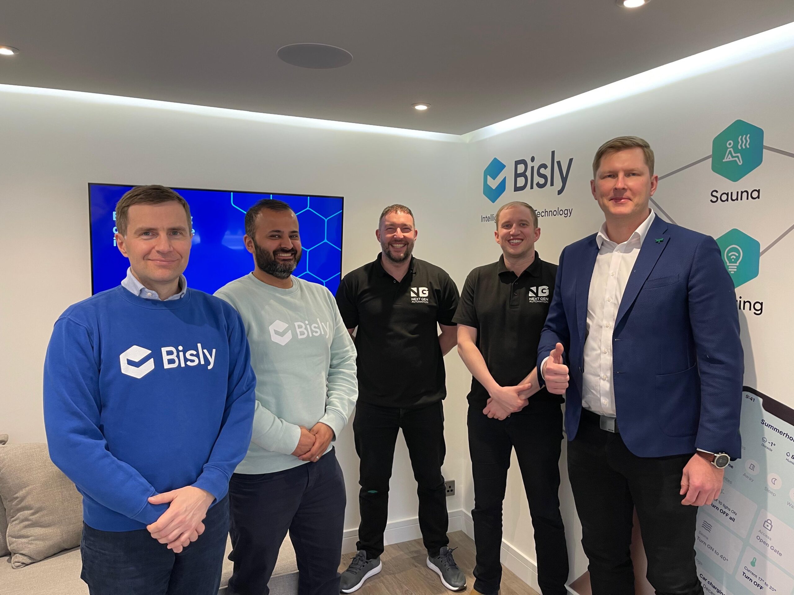 Together with its UK partner NG Smart Homes, Bisly opens its showroom in UK