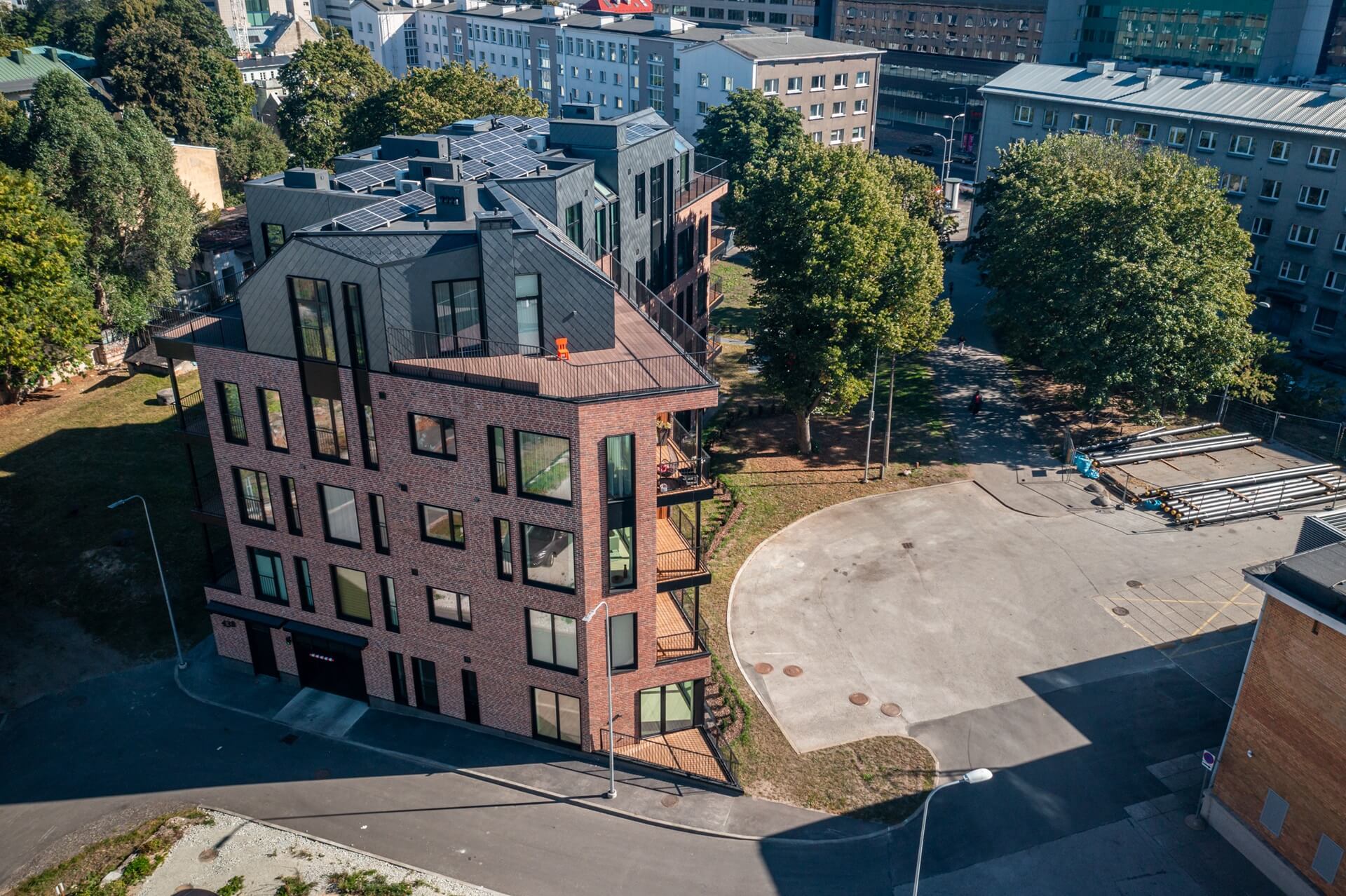 Pärnu mnt 43B, Tallinn